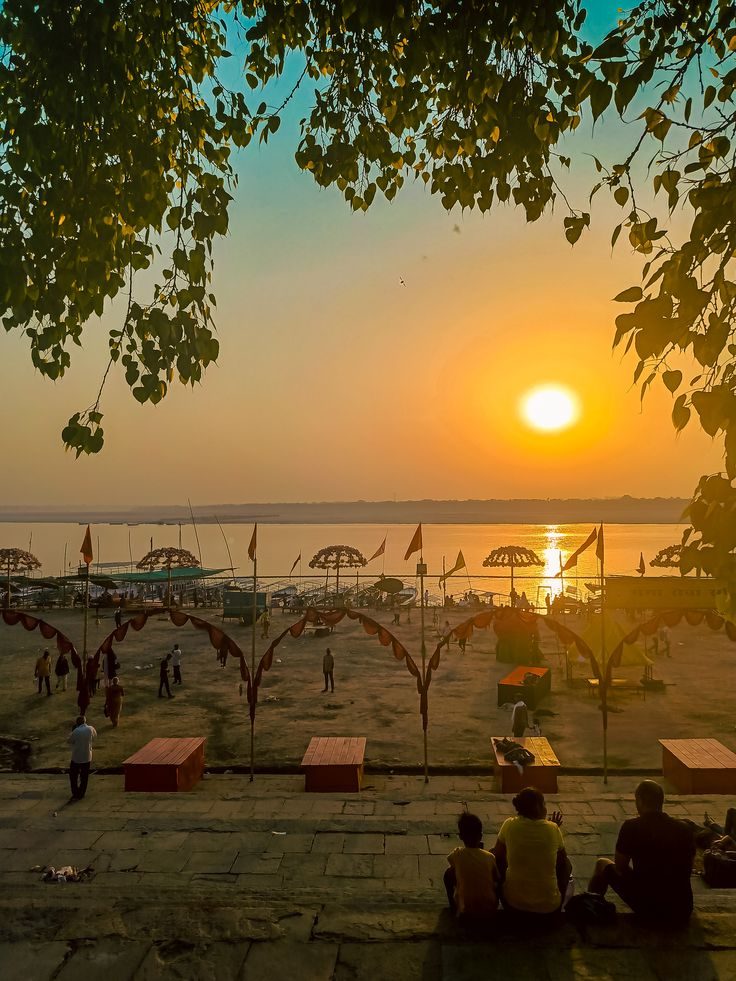 see assi ghat in the morning, calm and beautiful. it's a peaceful place in varanasi to relax and enjoy. easily reachable from delhi to varanasi by cab, a place for tourists.