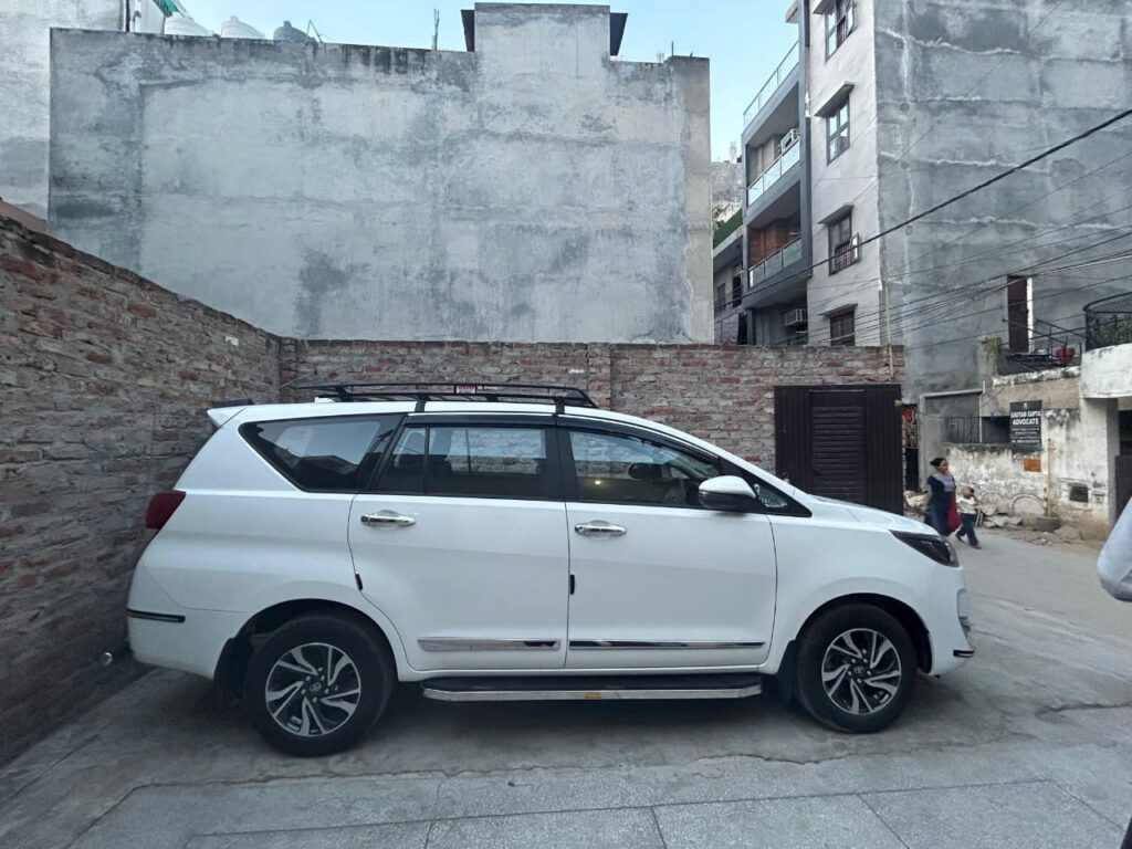 Cab service in mahipalpur Delhi , car on rent in mahipalpur delhi